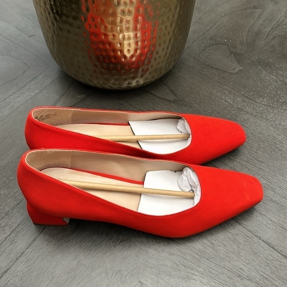 27 EDIT NATURALIZER   Florence Square Toe Pump In Poppy Suede - Picture 5 of 8